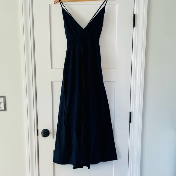 Vineyard Vines Seersucker Black Maxi Dress - Picture 16 of 16